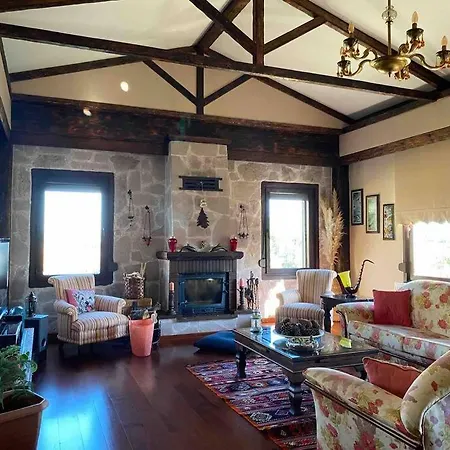 3 Oda Cunda Butik Otel Casa de Férias *