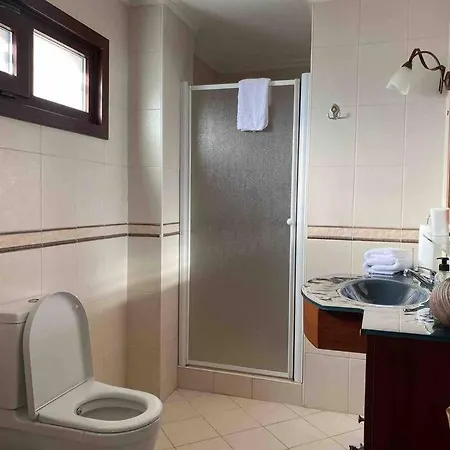 3 Oda Cunda Butik Otel *